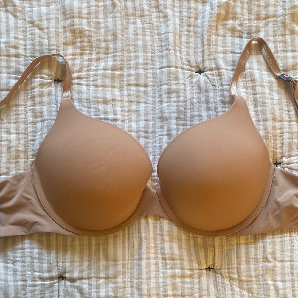 VS Seamless Tan Underwire Bra